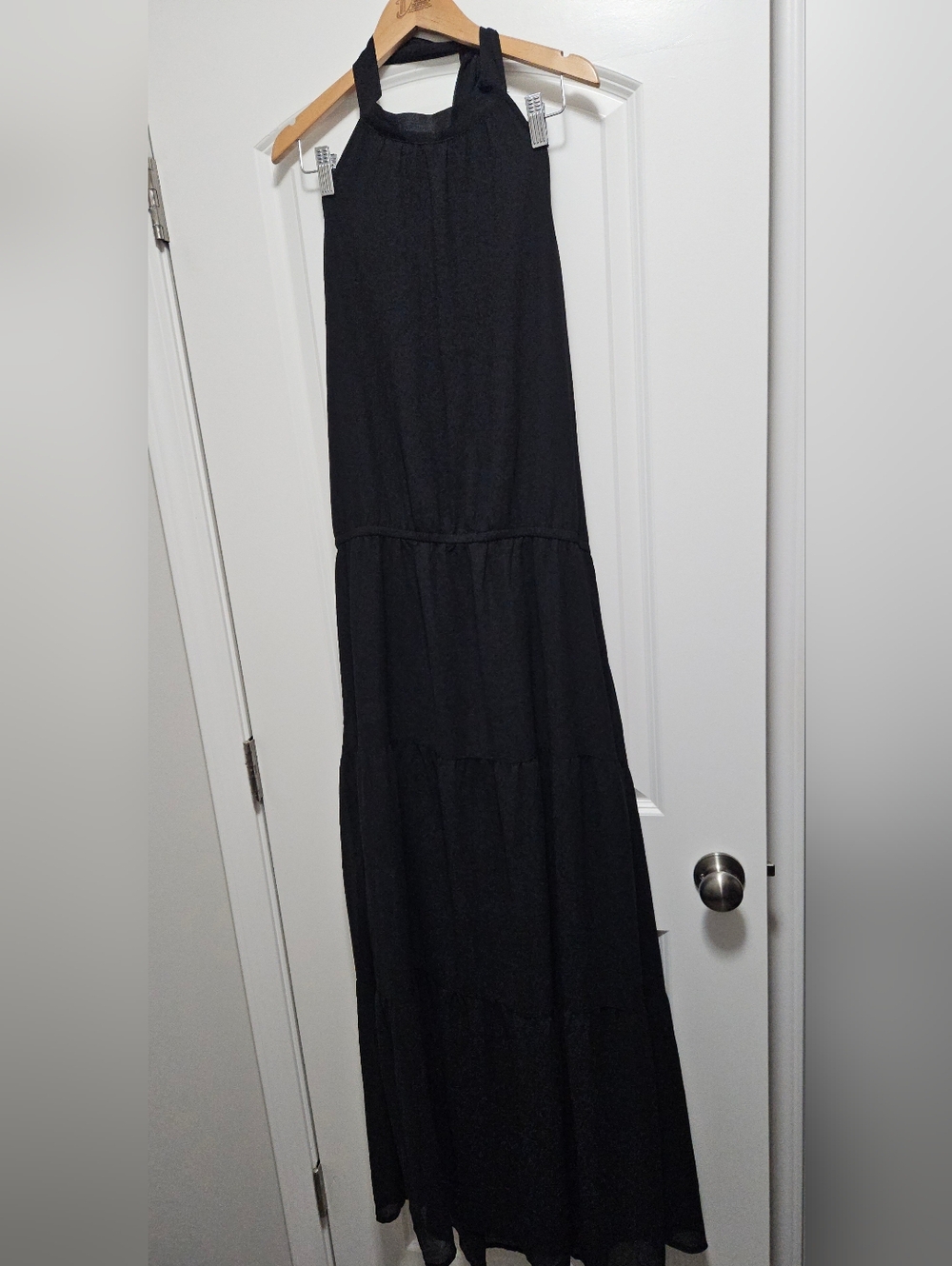 Pretty Garden Long Black Halter Dress